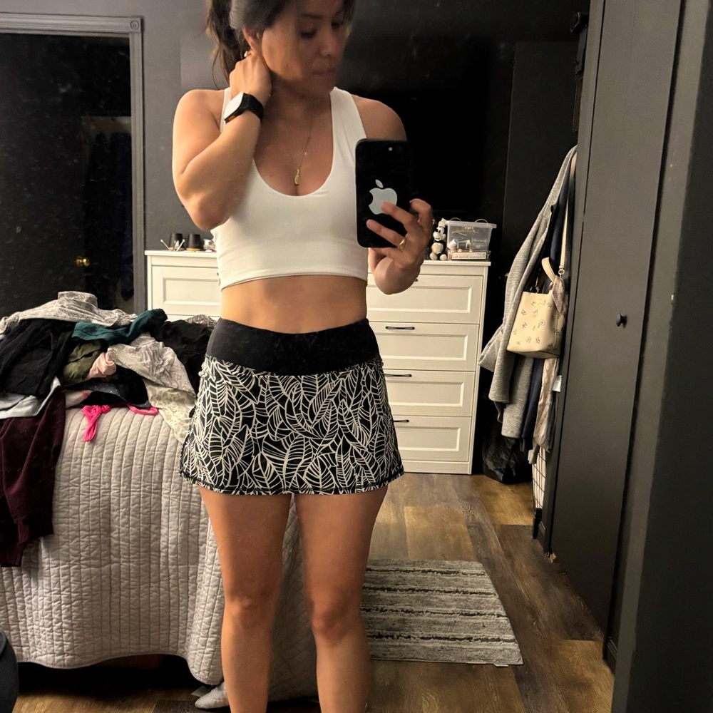 Lululemon Black Patterned Skirt